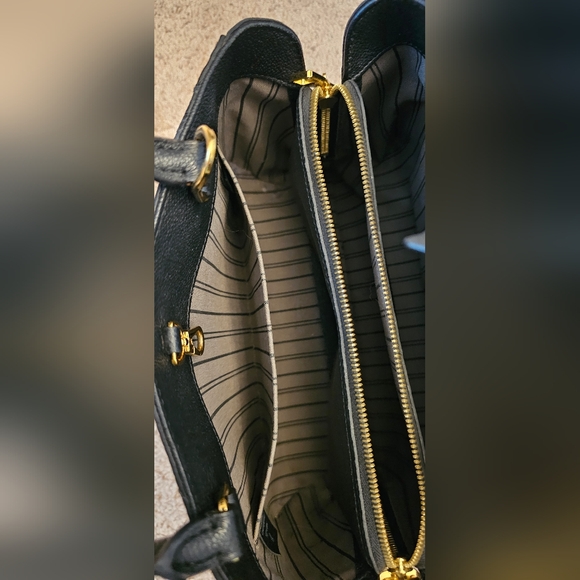 Louis Vuitton Monogram Empreinte Montaigne MM - Picture 3 of 12